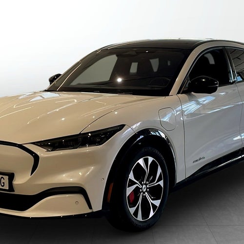 Ford Mustang Mach-E Standard Range AWD 269hk Teknikpaket + | Pano | B&O