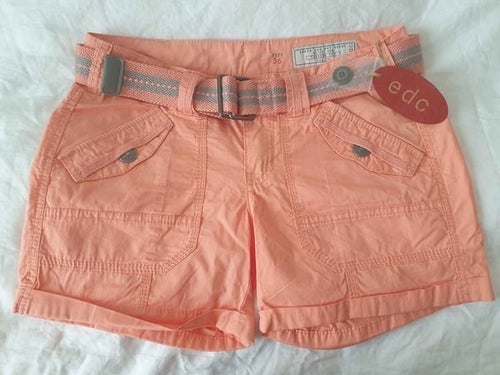 Helt nya jättefina shorts EDC stlk 36 - Prislapp kvar