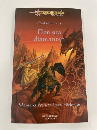 Den grå diamanten | Margaret Weis och Tracy Hickman | Draksommar | Pocket