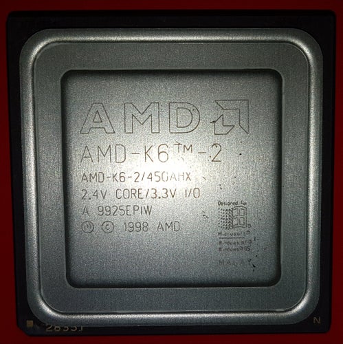 Dator AMD-K6-2/450AHX processor.