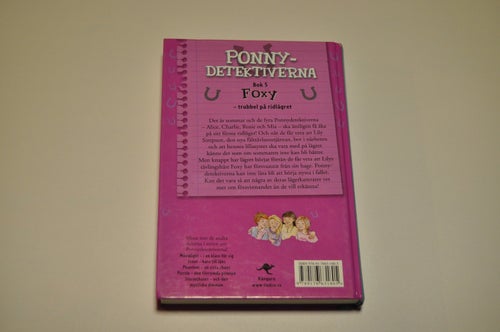 PONNYDETEKTIVERNA 5 - FOXY trubbel på ridlägret - Belinda Rapley
