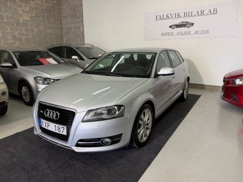 Audi A3 Sportback 1.6 TDI / nybesiktigad/ fint skick / Drag