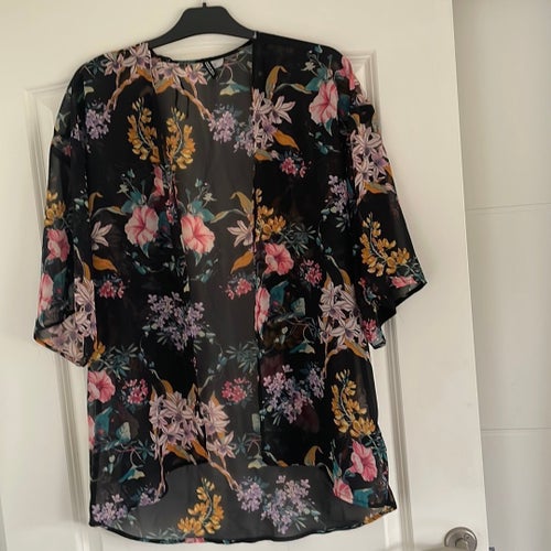 H&M svart kimono, storlek S