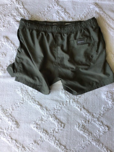 Bread & Boxers mörkgröna badshorts, storlek L