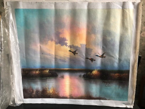 Målning på duk med flygande änder ( Längd 70 cm Höjd 59 cm ) ( Ej tryck )