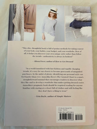 The Curated Closet av Anuschka Rees + Project 333