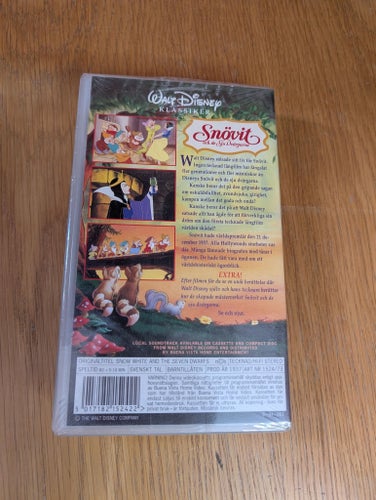 OÖPPNAD!! Snövit och de Sju Dvärgarna VHS