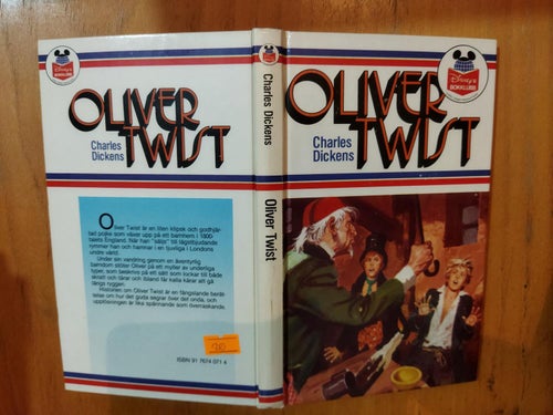 Oliver Twist - Charles Dickens. Bok, kartonnage. Very Fine plus