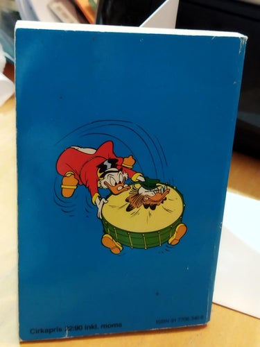 Kalle Ankas pocket 21 Walt Disney's Givmilde farbror Joakim.Fine