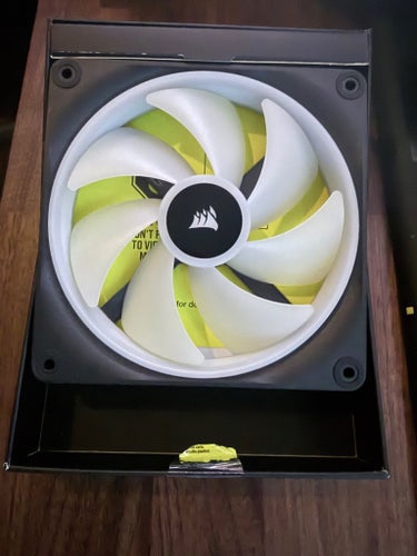 Corsair icue Link QX140