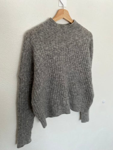 H&M premium mohair blend grå tröja, storlek S oversize