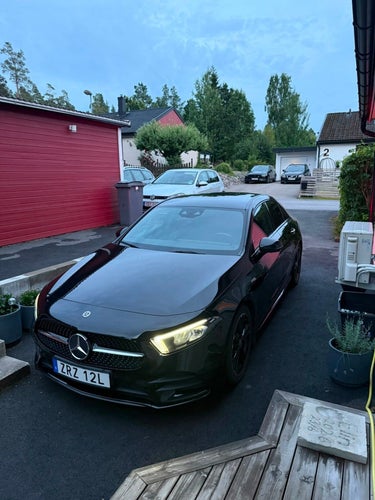 Mercedes-Benz A 220 4MATIC Sedan