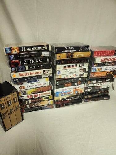 Stor samling VHS-filmer: The Godfather Collection, Hannibal, Forrest Gump,