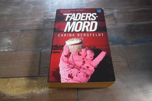 Fadersmord, författare Carina Bergfeldt