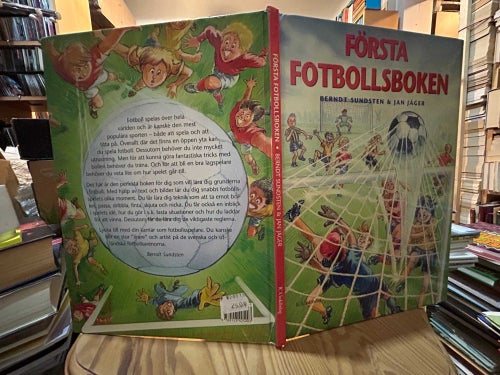 Första fotbollsboken av Berndt Sundsten, Jan Jäger, Bok, Very Good plus