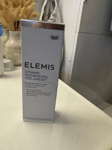 Elemis Dynamic Resurfacing Peel & Reset