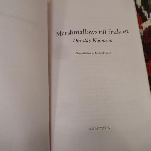 MARSHMALLOWS TILL FRUKOST, D. KOOMSON, 2012,  BÖCKER