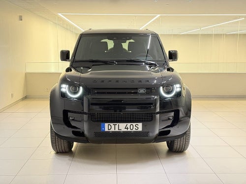 Land Rover Defender 130 D250 MHEV X-Dynamic SE