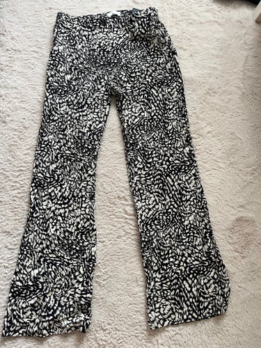 H&M svartvita byxor, storlek 42