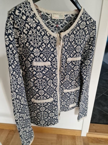 Odd Molly blåvit kofta, storlek 2