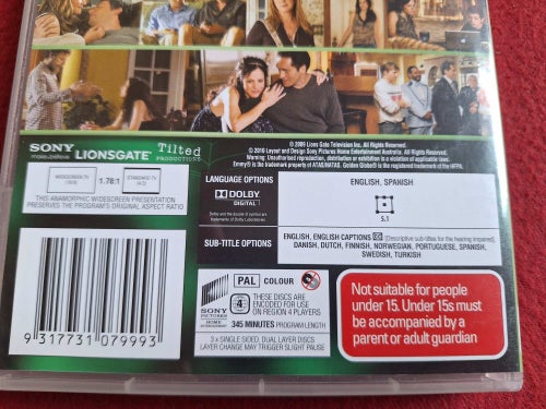 WEEDS SEASON 5 [ REGION 4 ] [ SVENSK TEXT ] BOX DVD