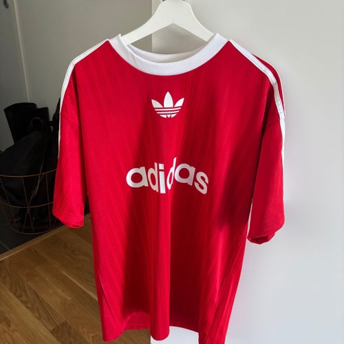 Tröja från Adidas