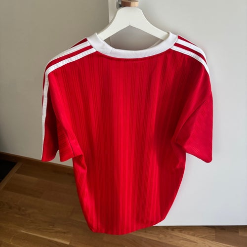 Tröja från Adidas