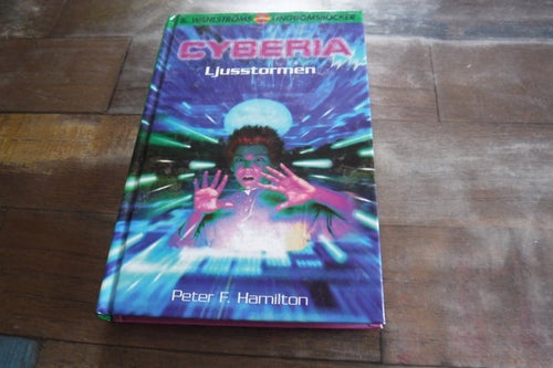 Cyberia ljusstormen, författare Peter F. Hamilton