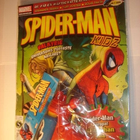 SPIDERMAN I ORIGINAL PLAST med leksak 2008 7 VATTEN PISTOL