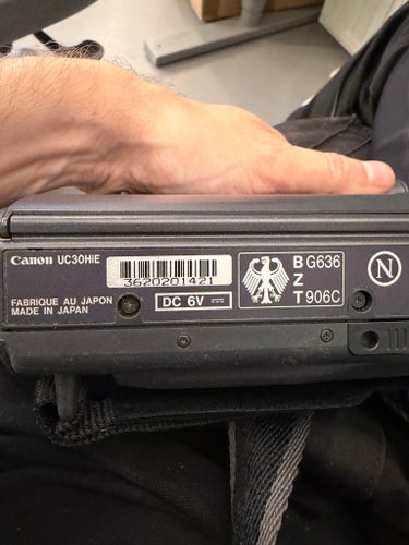 Videokamera Hi8