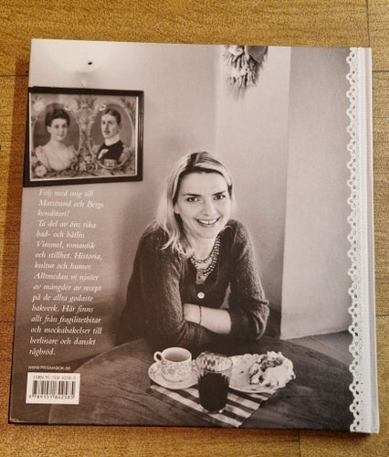 Bergs Konditori på Marstrand av Monika Ahlberg, 2004