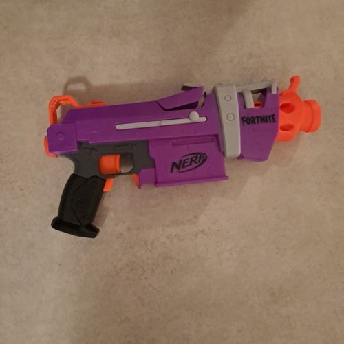 Nerf Fortnite leksaksvapen