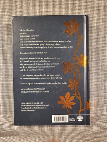 Brun flicka drömmer av Jacqueline Woodson, 2018
