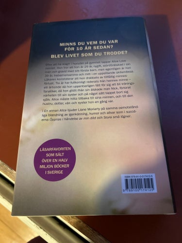 En annan Alice av Liane Moriarty, 2014