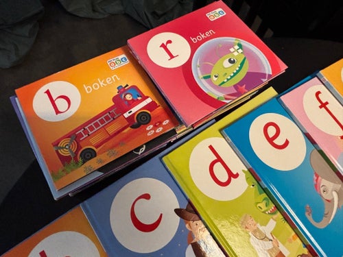 ABC-böcker med CD-skivor - komplett från A till Ö + sångbok och spel med bokstav