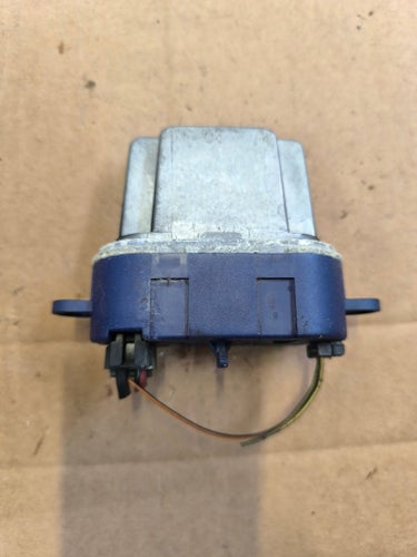 Blower Motor Resistor 52485218-12V