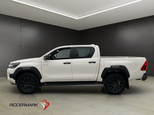 Toyota HiLux Invincible 2.8 4WD Drag Kamera Diff Skinn MOMS