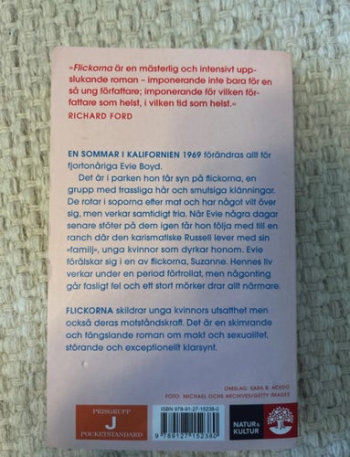 Flickorna
