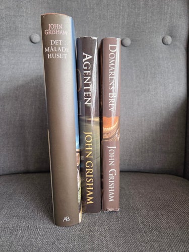 John Grisham - 3 titlar
