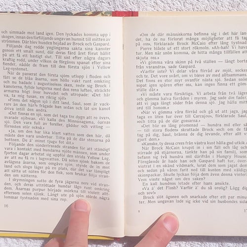 I Kanadas urskogar – ungdomsbok