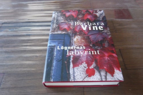 Lögnernas labyrint författare Barbara Vine