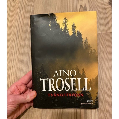 Tvångströjan av Aino Trosell (1999)