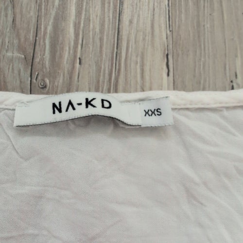 NA-KD vit playsuit, storlek XXS
