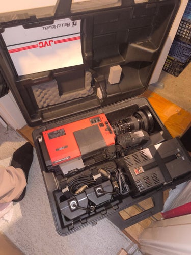 JVC KY-1900E videokamera från 1980-talet