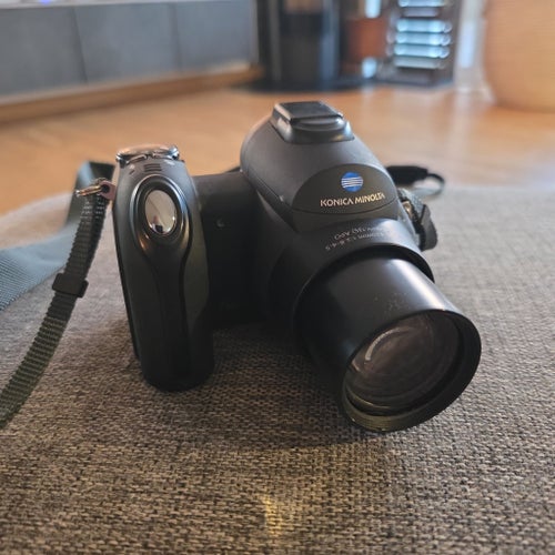Minolta Dimage Z3 digitalkamera svart