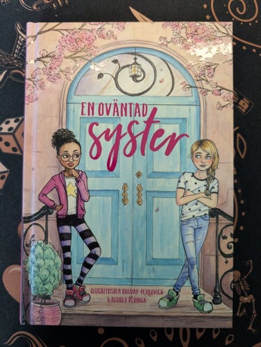 En oväntad syster, Alugbemisola Rhuday-Perkovich & Audrey Vernick, Kartonnage