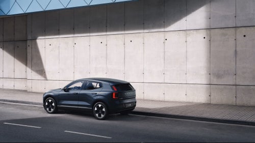 Volvo EX30 P5 Long Range Plus - Privatleasing 3990kr/mån - Lagerbil