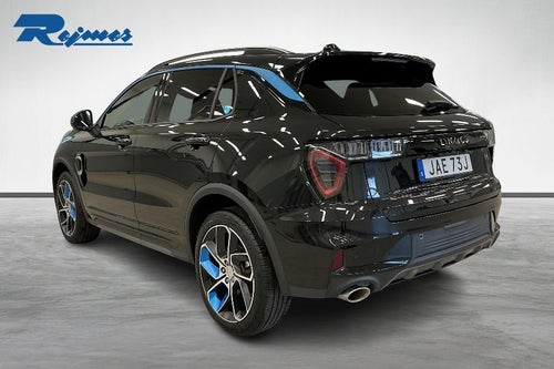 Lynk & Co 01