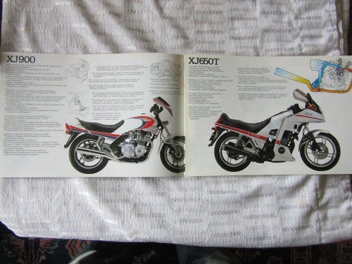 Yamaha XJ900 XJ650T XJ750 XJ650 XJ550 XJ400 1983 försäljnings broschyr