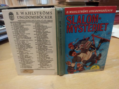 Slalommysteriet av Sivar Ahlrud, B. Wahlströms 1170, Very fine